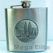 Product Size: 9.5*2.5*11
Product Packing: 1PC/OPP/6PCS/120PCS/50.5*37*27CM
Product Desc: 6OZ不锈钢酒壶